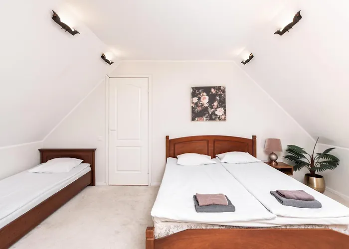 Airhome - Old Dominican Monastery