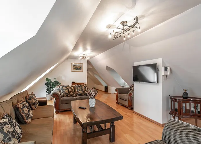 Airhome - Old Dominican Monastery *