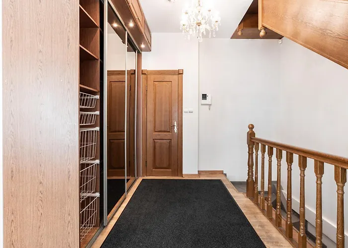 Airhome - Old Dominican Monastery