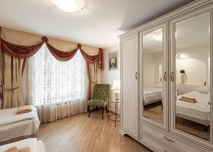 Airhome - Old Dominican Monastery *