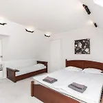 Lejlighed Airhome - Old Dominican Monastery *