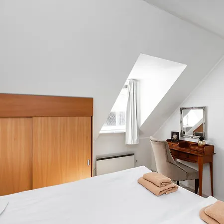 Airhome - Old Dominican Monastery Reval