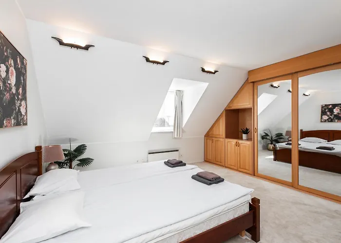 Airhome - Old Dominican Monastery Apartamento