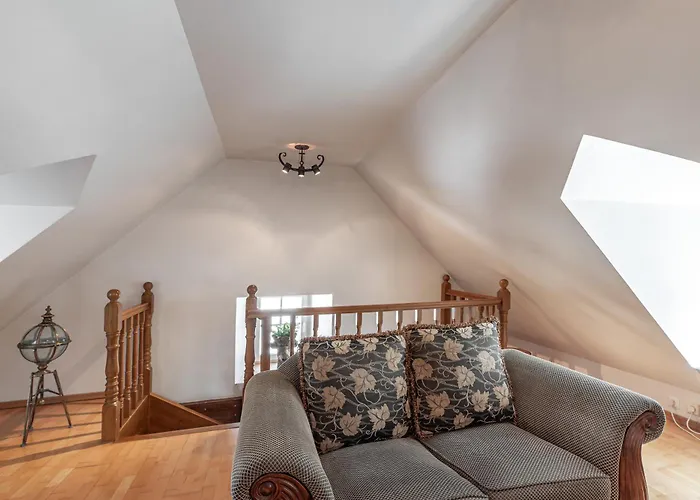 Airhome - Old Dominican Monastery